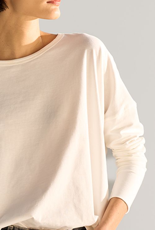 Blusa Badajoz em Viscose Ampla Off White