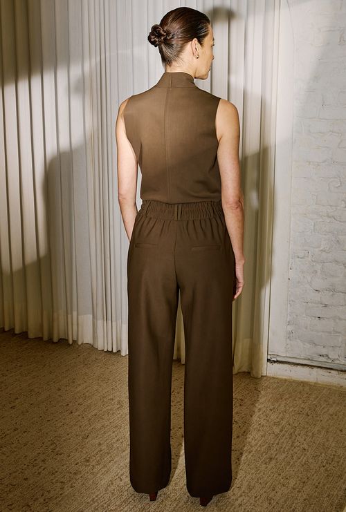 Calça Alfaiataria Reta Cascade Marrom