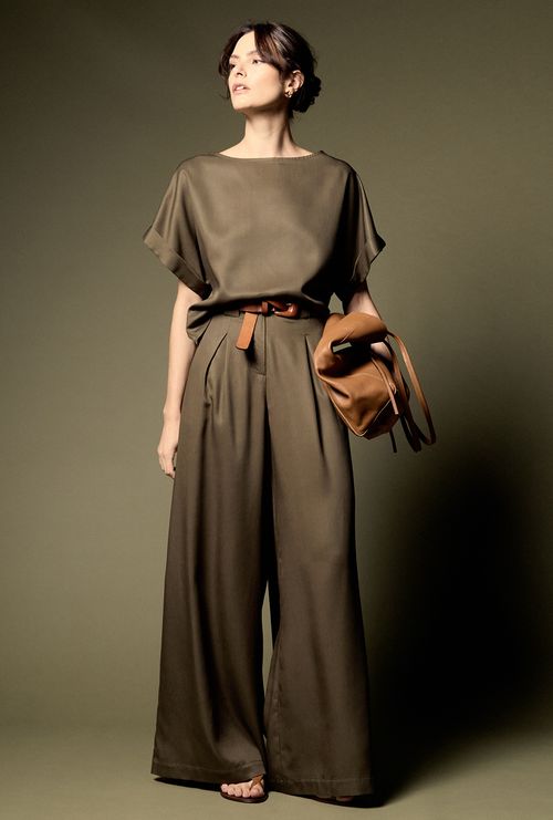 Calça Camager Pantalona Com Pregas Verde Oliva