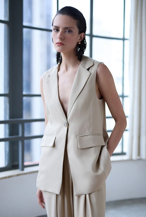 Colete Alfaiataria Hiuma Areia