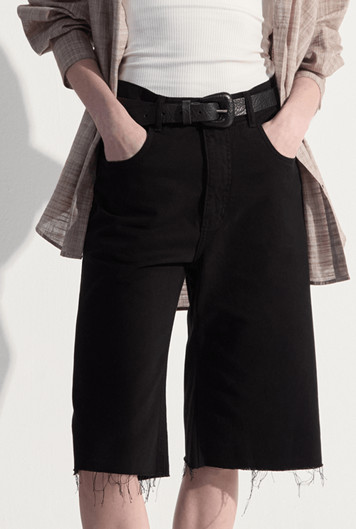 Bermuda em Sarja Java Preto