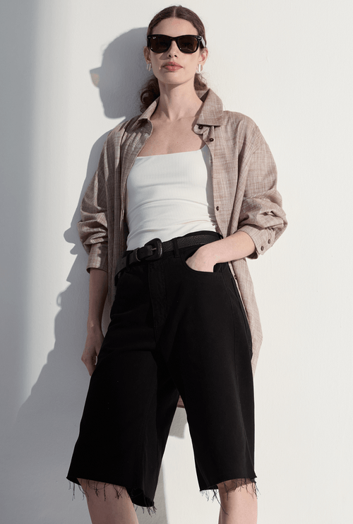 Bermuda em Sarja Java Preto