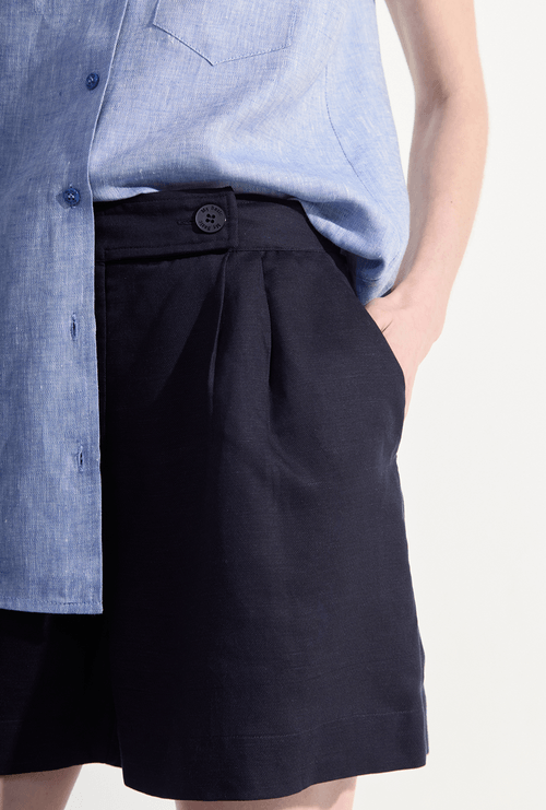 Shorts Alfaiataria Bolso Faca Divar Marinho