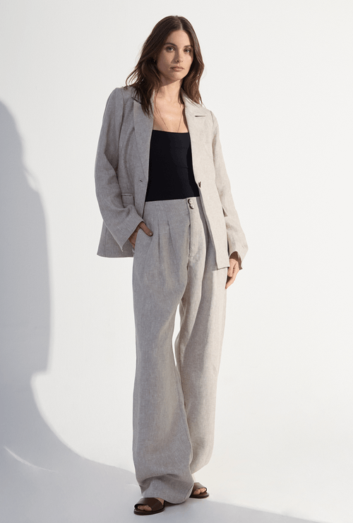 Calça Jaina Pantalona em Linho com Pregas Bege Sisal