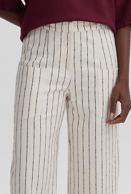 Calça Barrel Lur Off White Com Listras Marrom