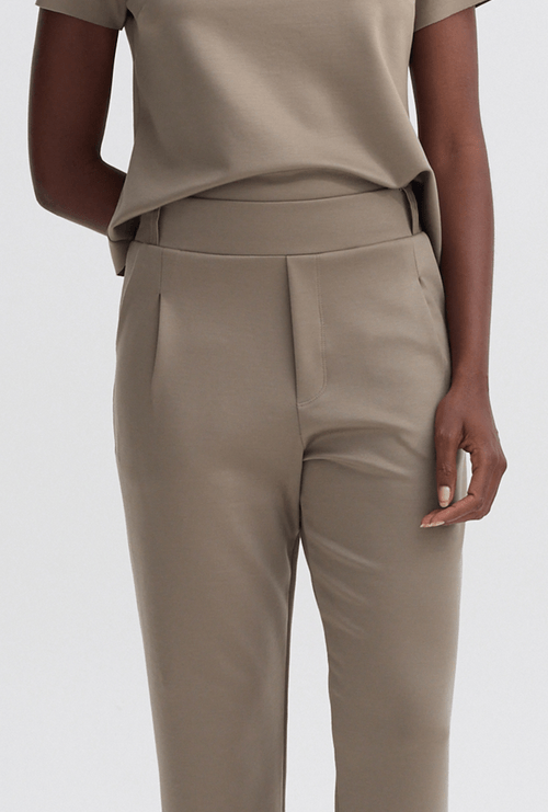 Calça Navarro Alfaiataria Malha Lyocell Caqui