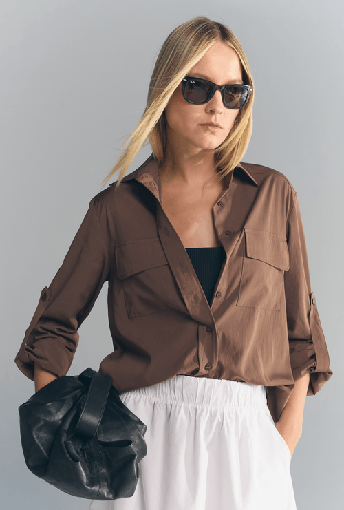 Camisa Lunday com Bolsos Frontais Marrom