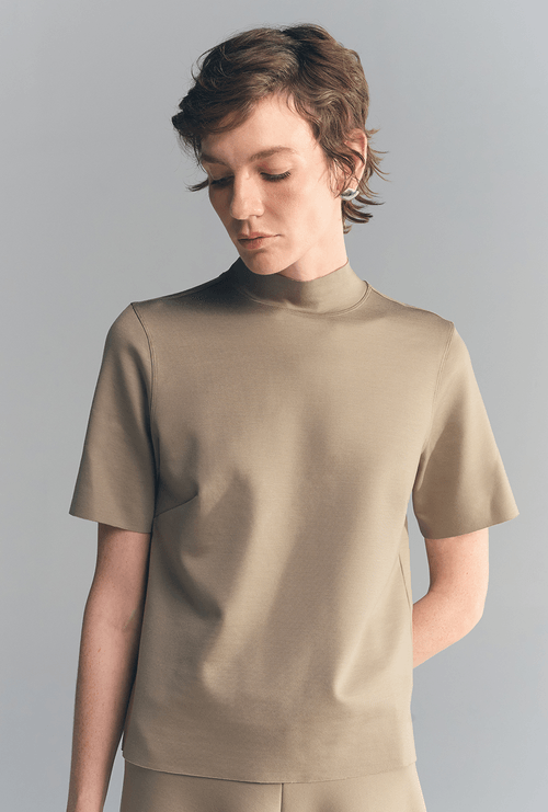 Blusa Bolama Gola Alta Caqui