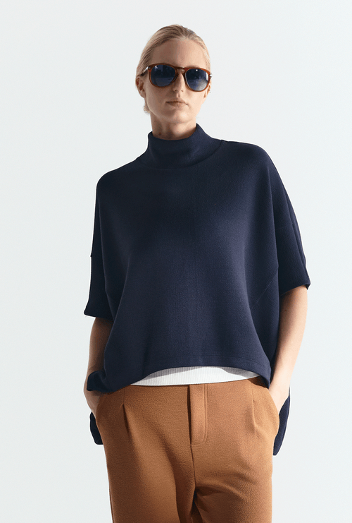 Blusa Kolody Gola Alta em Boucle Marinho