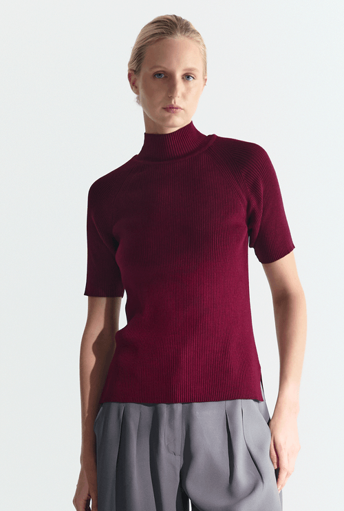 Blusa Makira Gola Alta Tricot Bordeaux