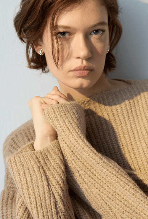 Blusa Malta Canelada Em Tricot Bege