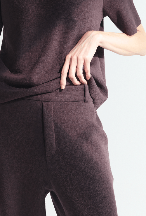 Calça Reta Filipinas Em Boucle Marrom Café
