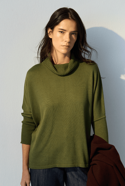 Blusa Fenix Gola Alta Tricot Verde Militar