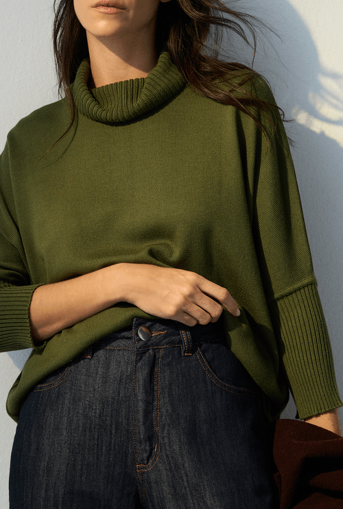 Blusa Fenix Gola Alta Tricot Verde Militar