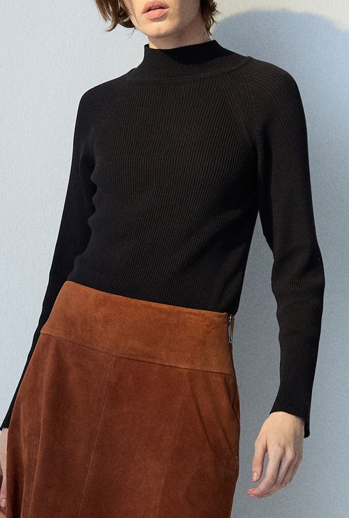 Blusa Marshall Canelada Gola Alta em Tricot Preto