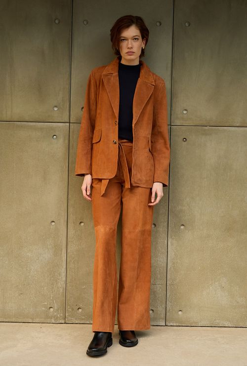 Blazer Muna em Couro Chamois Marrom
