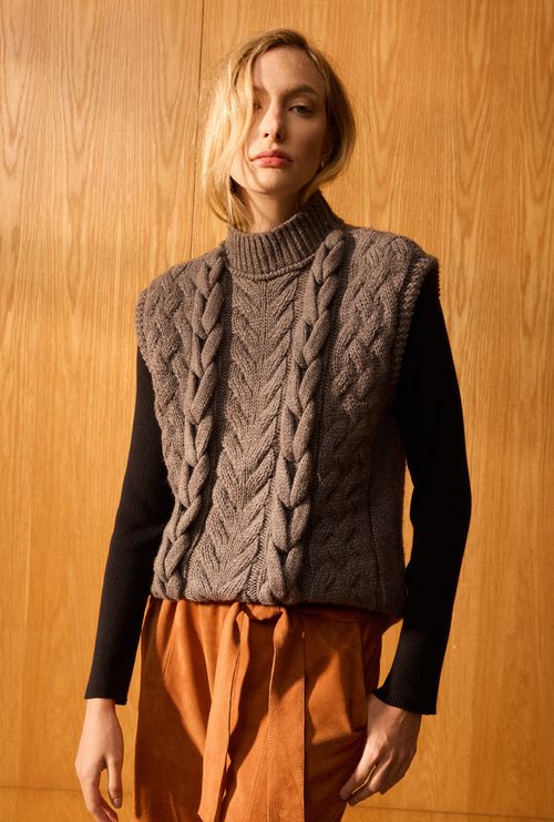 Colete Mustique Trançado em Tricot Bombom