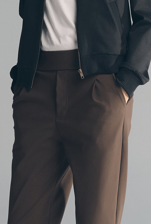 Calça Andipsara Alfaiataria Cenoura Marrom Escuro