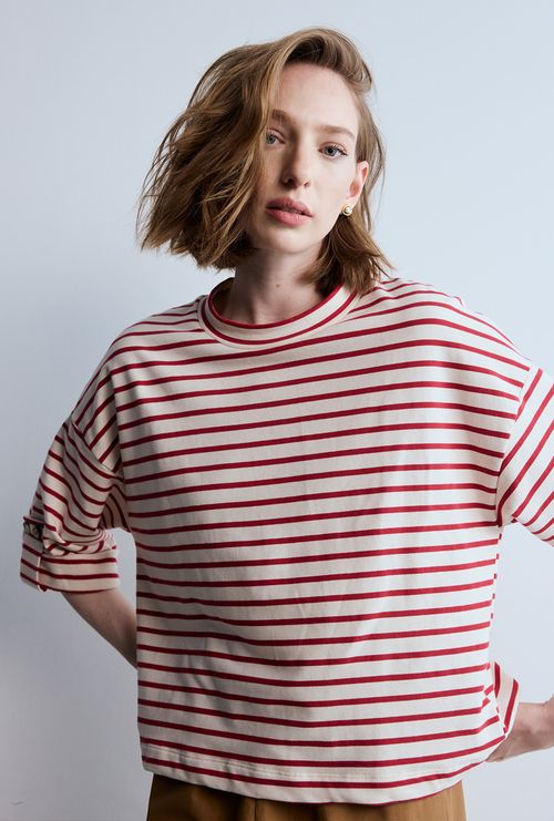 Blusa Croacia Listra Vermelha