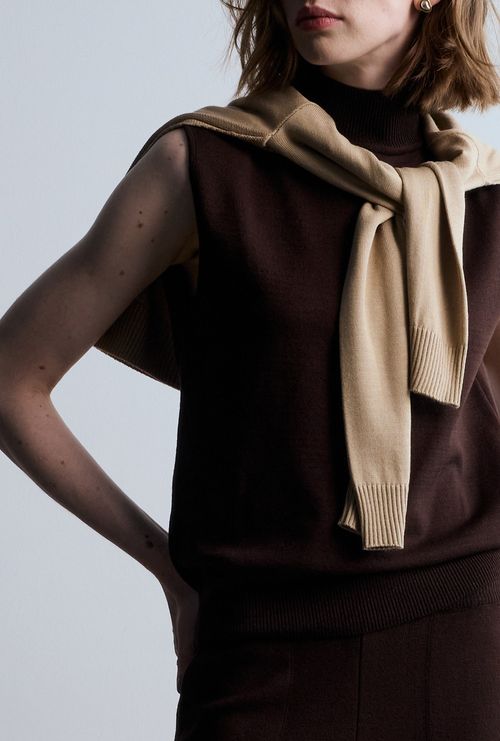 Blusa em Tricot CoraCora Marrom Café