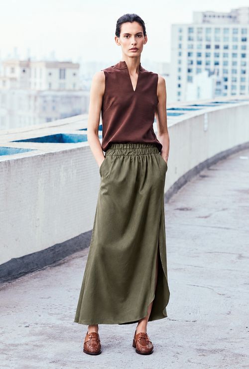 Saia Midi em Lyocell Chelba Verde Militar