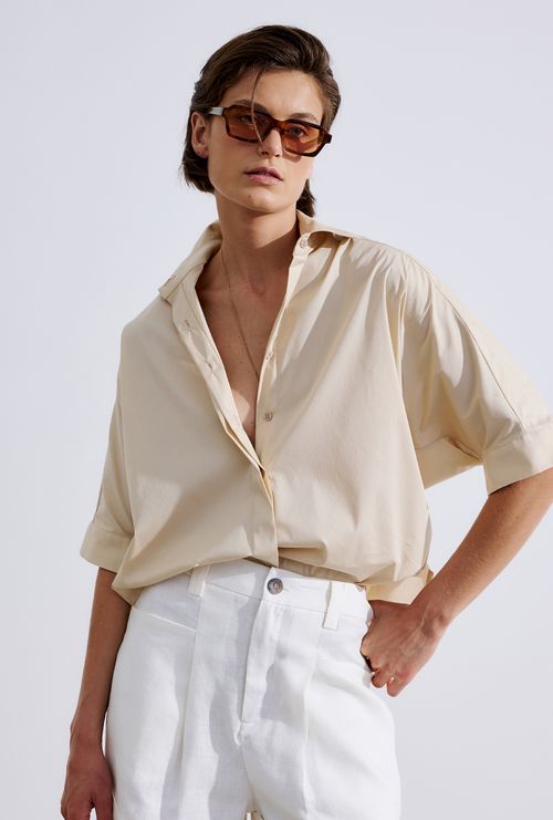 Camisa Leygues Oversized Manga Curta Bege